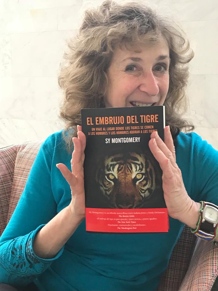Sy with new Spanish translation of Spell of the Tiger